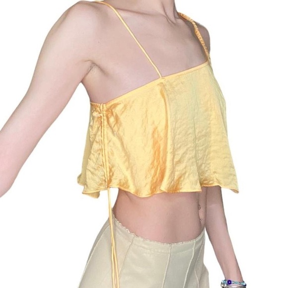 Out From Under NWT Peach Satin Cinch Side Asymmetrical Tank Top Size Small - Picture 3 of 11